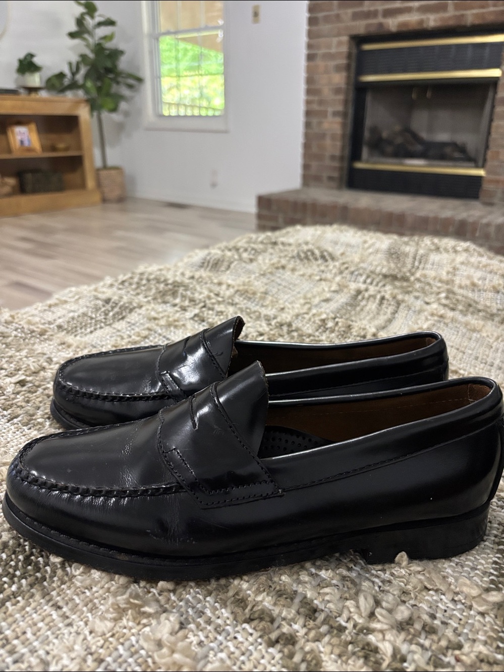 G.H Bass Co. Logan Black
Leather Women's Penny
Loafers Classic Black Size 7 - Picture 5 of 16